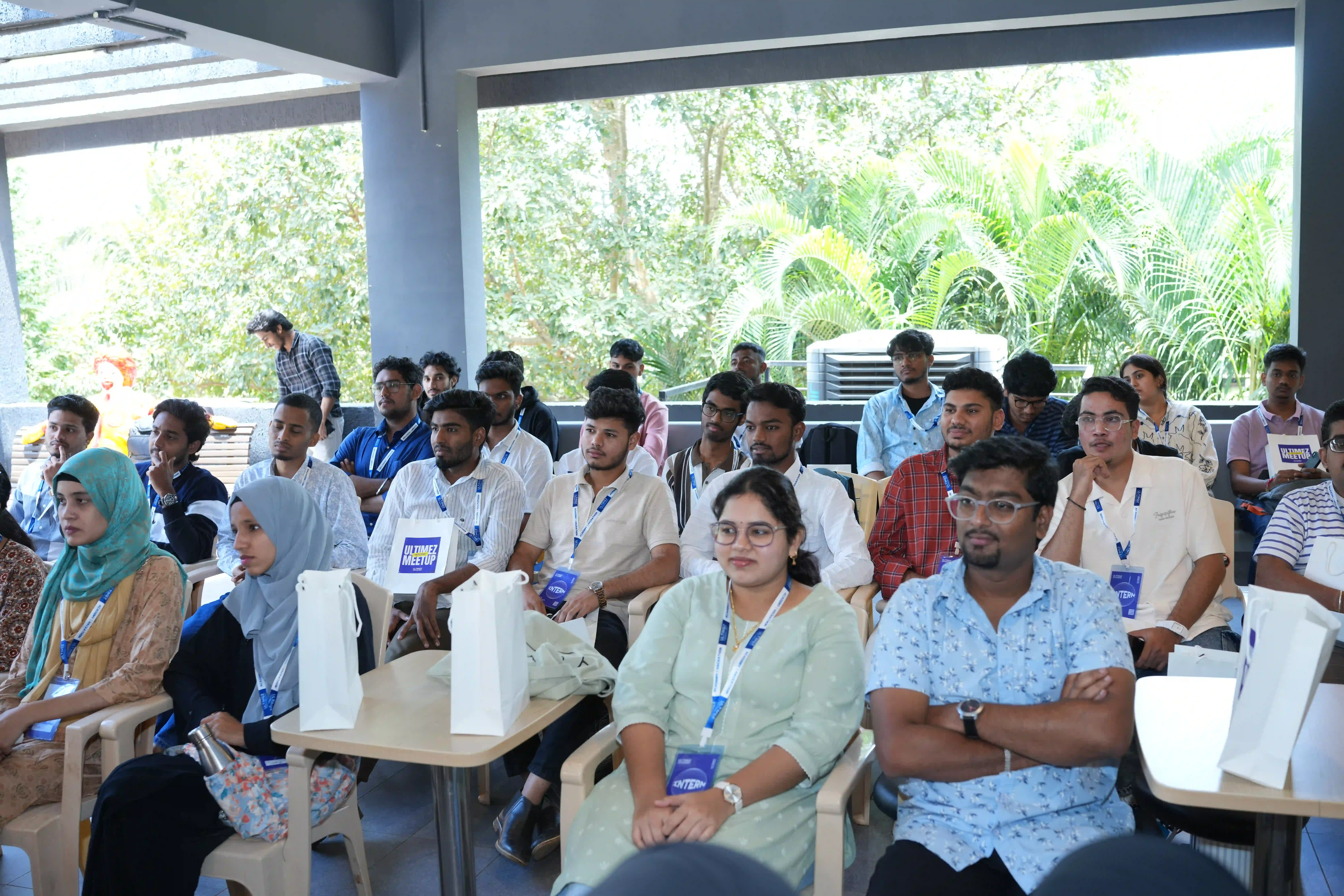 hackathons & meetup image